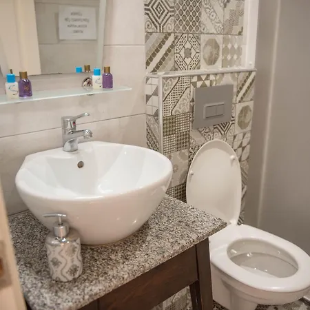 Aspava Bed & Breakfast 4*